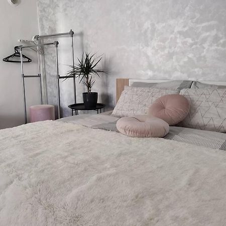 Little Paradise Pula Ngoại thất bức ảnh