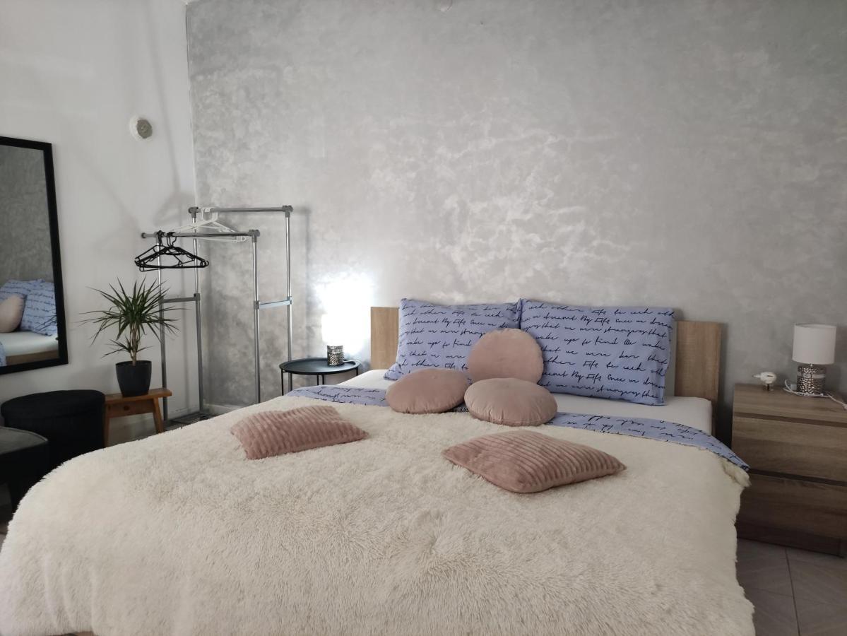 Little Paradise Pula Ngoại thất bức ảnh